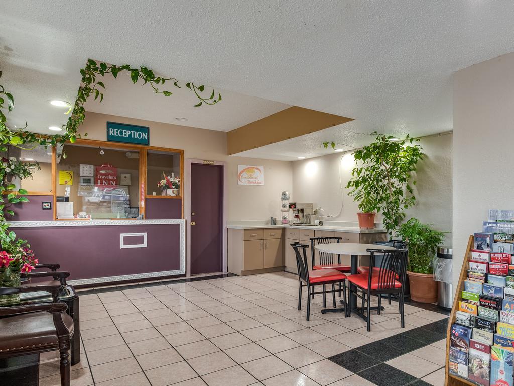 Travelers Inn Midwest City Extérieur photo