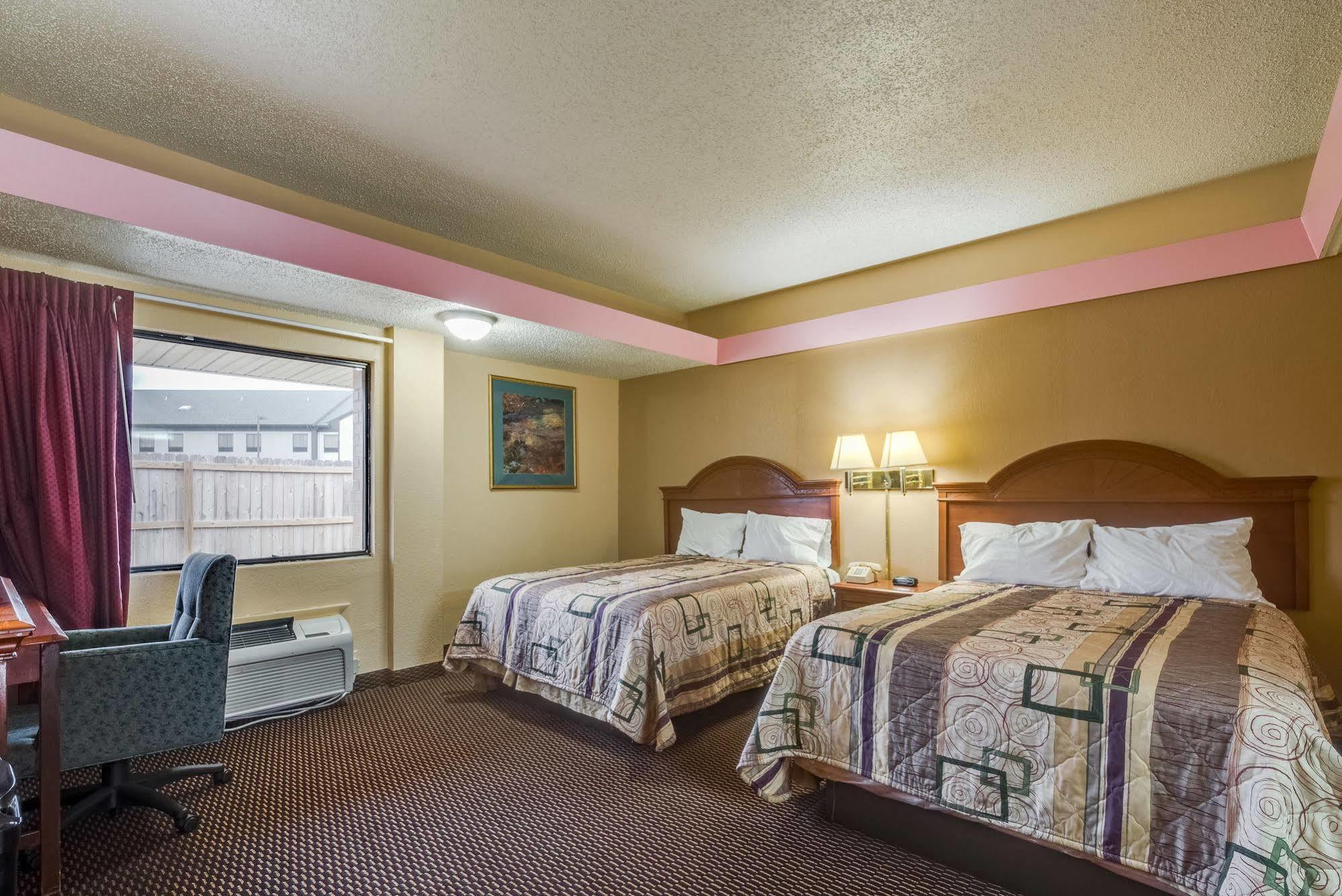 Travelers Inn Midwest City Extérieur photo